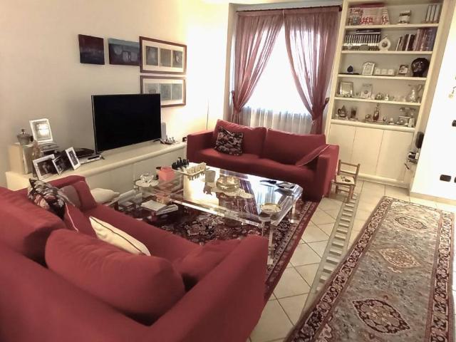 Villa Schiera in vendita a Grignano, Prato