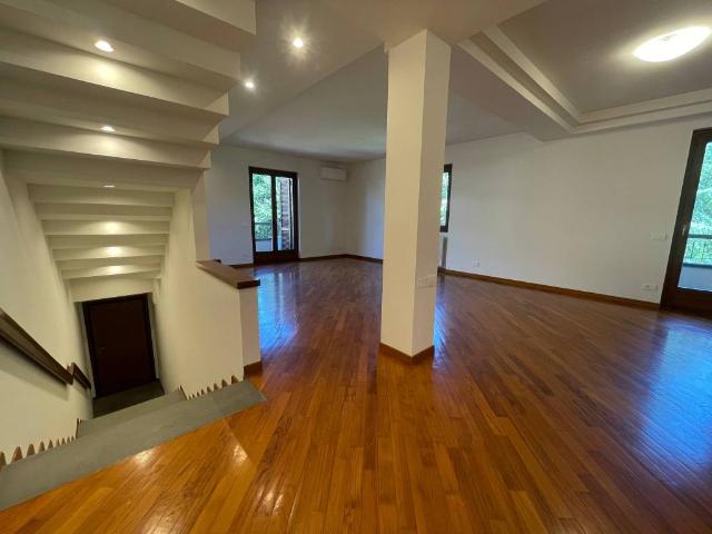 Villa Schiera in vendita a Prato, Toscana