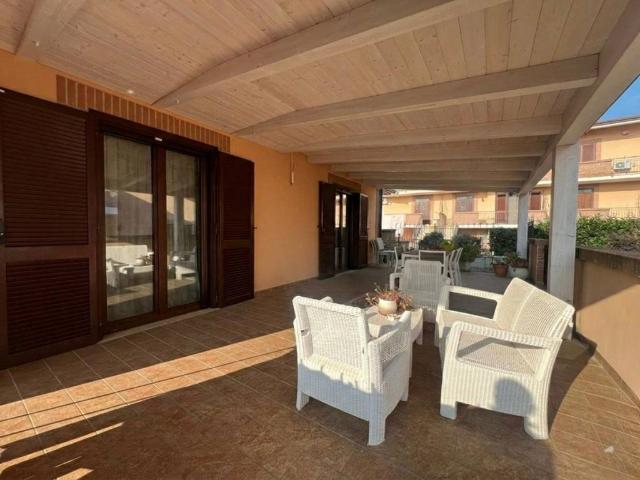 Villa Schiera in vendita a Pratola Serra, Campania