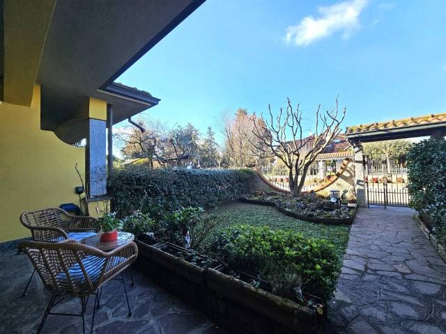 Villa Schiera in vendita a Pregnana Milanese, Lombardia