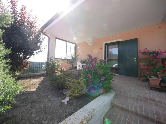 Villa Schiera in vendita a Unione dei comuni del Distretto Ceramico, Prignano Sulla Secchia
