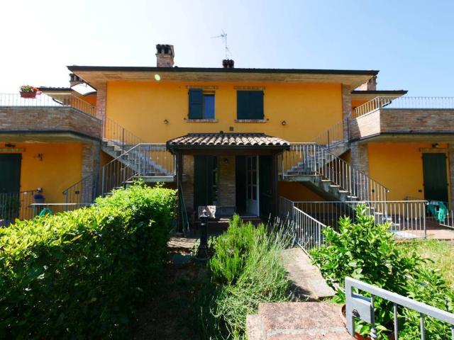 Villa Schiera in vendita a Unione dei comuni del Distretto Ceramico, Prignano Sulla Secchia