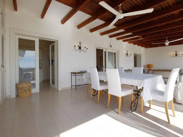 Villa Schiera in vendita a Pula, Sardigna/Sardegna