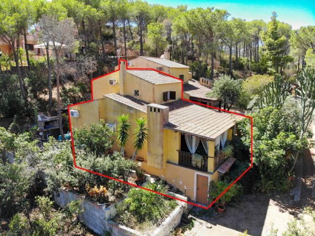 Villa Schiera in vendita a Pula, Sardigna/Sardegna