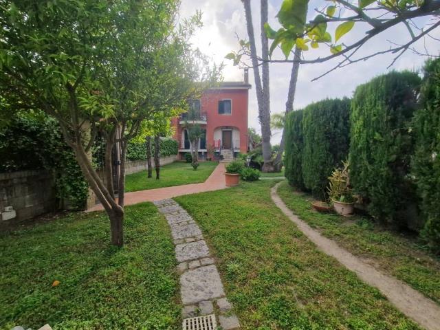 Villa Schiera in vendita a Patatino, Quarto