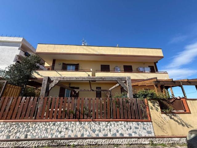 Villa Schiera in vendita a Quarto, Campania