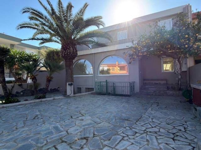 Villa Schiera in vendita a S'Oru 'e Mari, Quartu Sant'elena