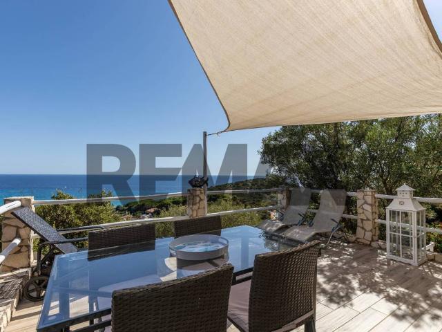 Villa Schiera in vendita a Geremeas, Quartu Sant'Aleni/Quartu Sant'Elena