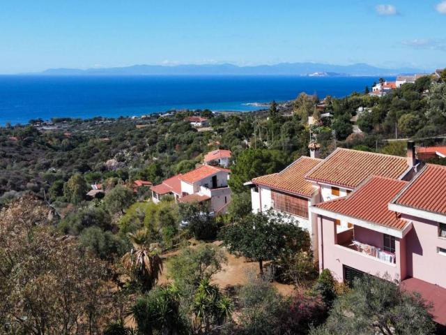 Villa Schiera in vendita a Terra Mala, Quartu Sant'elena