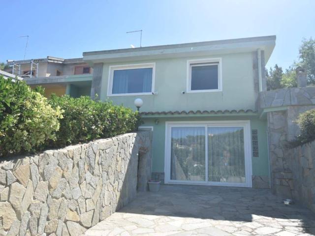 Villa Schiera in vendita a Niu crobu, Quartu Sant'elena