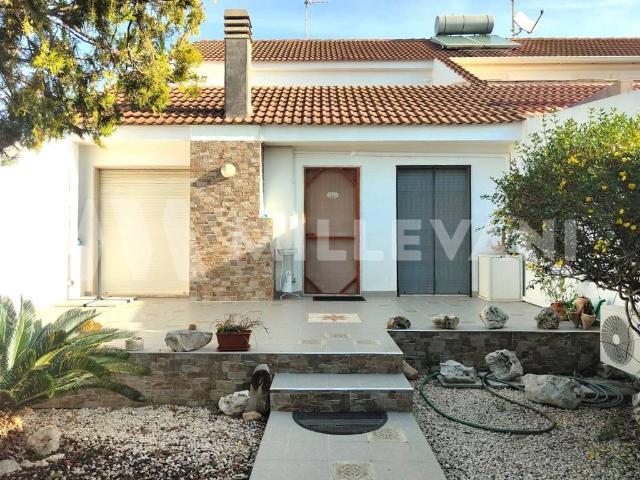 Ville Schiera in vendita a Ragusa, Castellana Nuova