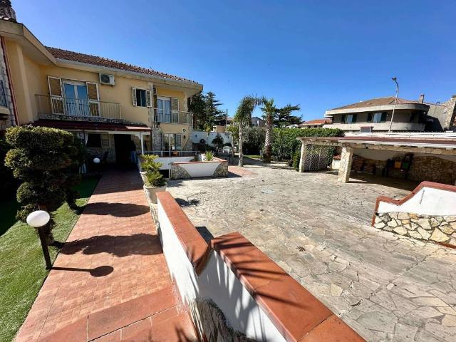 Ville Schiera in vendita a Ragusa, Annunziata