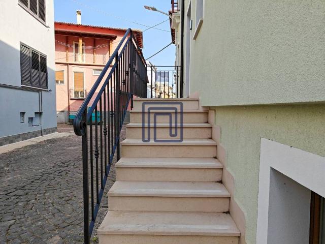 Villa Schiera in vendita a Unione dei comuni Terre dei Peligni, Raiano