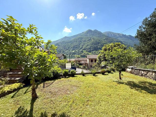 Villa Schiera in vendita a Madrera, Ranzanico
