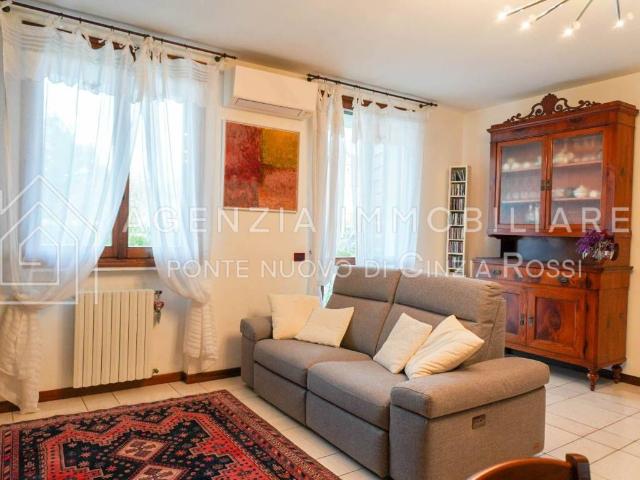 Villa Schiera in vendita a Ponte Nuovo, Ravenna