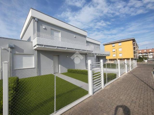 Villa Schiera in vendita a Ravenna, Reggio Emilia