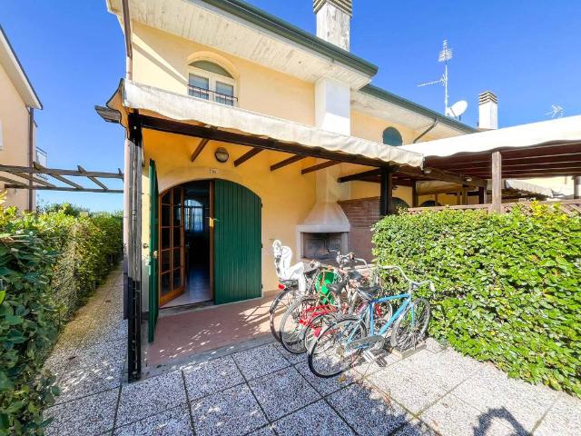 Villa Schiera in vendita a Punta Marina Terme, Ravenna