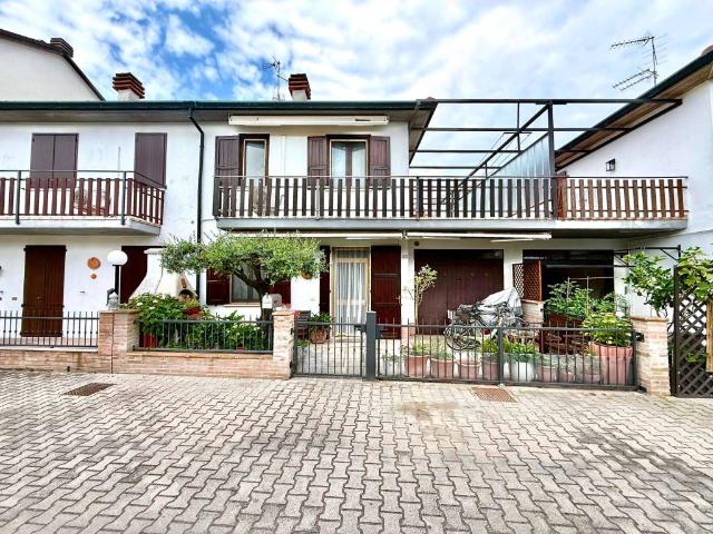 Villa Schiera in vendita a Porto Corsini, Ravenna