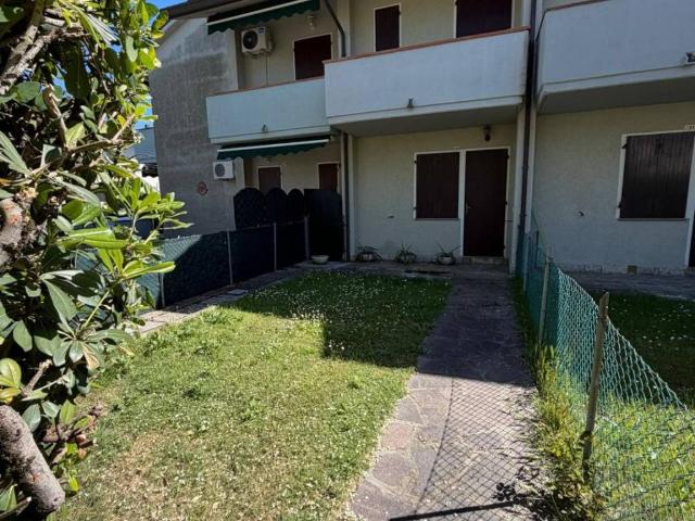 Villa Schiera in vendita a Ravenna, Reggio Emilia