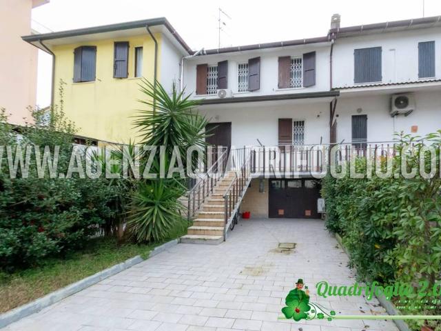 Villa Schiera in vendita a Ravenna, Reggio Emilia