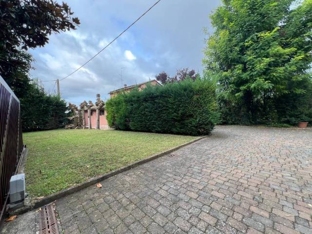Villa Schiera in vendita a Ravenna, Reggio Emilia