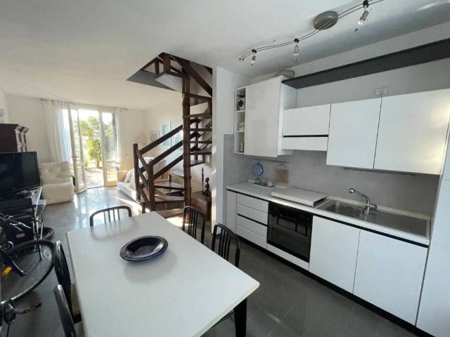 Villa Schiera in vendita a Ravenna, Reggio Emilia
