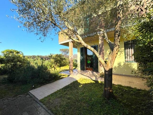 Villa Schiera in vendita a Ravenna, Reggio Emilia