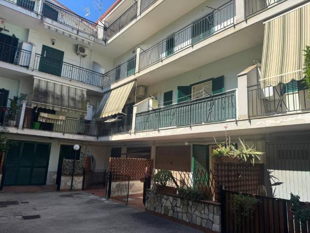Villa Schiera in vendita a Recale, Campania
