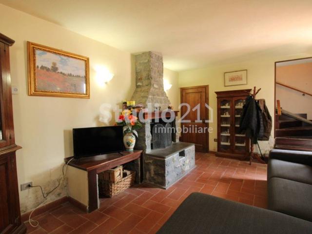 Villa Schiera in vendita a Unione di Comuni Valdarno e Valdisieve, Reggello