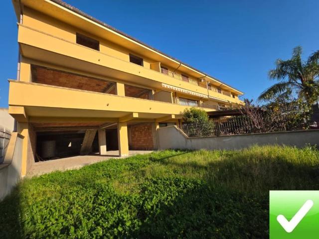 Villa Schiera in vendita a Calabria, Reggio Calabria
