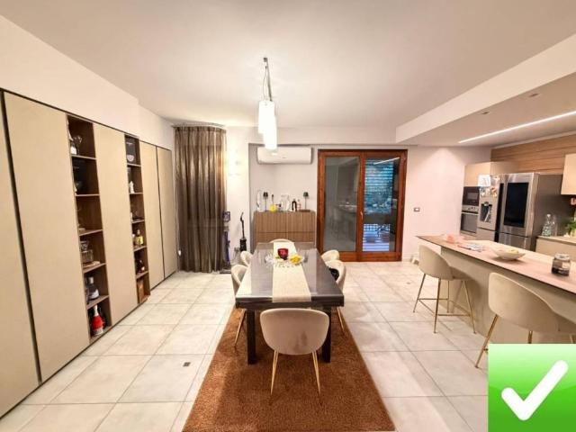 Villa Schiera in vendita a Calabria, Reggio Calabria
