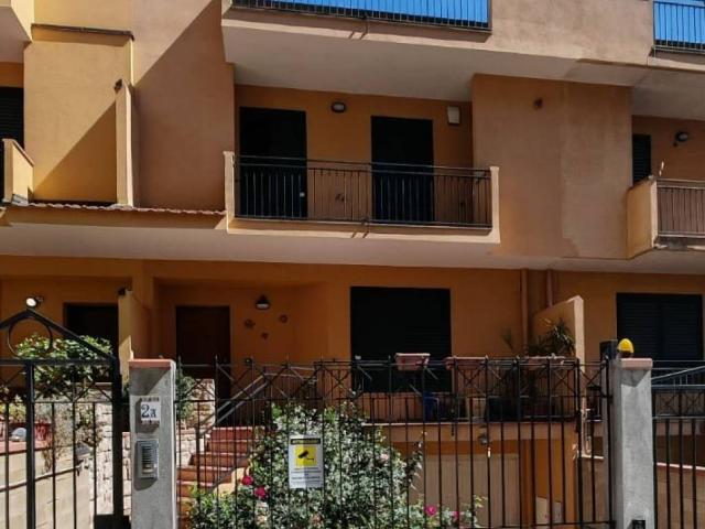 Villa Schiera in vendita a Calabria, Reggio Calabria