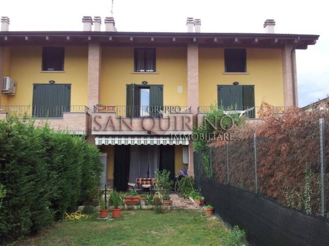 Villa Schiera in vendita a Bagno, Re