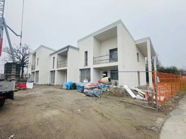 Villa Schiera in vendita a Roncina, Re