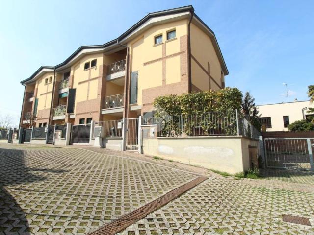 Villa Schiera in vendita a Rosta Nuova, Re