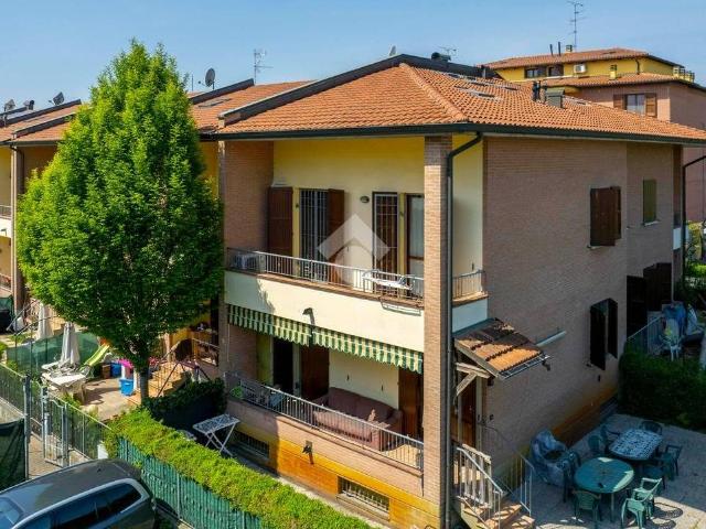 Villa Schiera in vendita a Bagno, Reggio Emilia