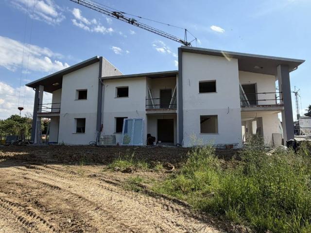 Villa Schiera in vendita a Re, Reggio Emilia