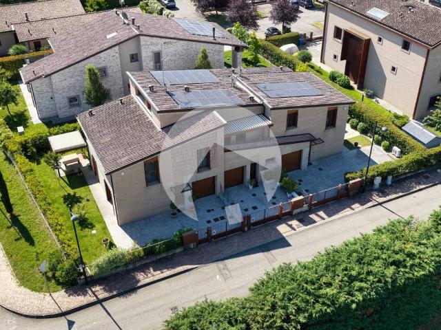 Villa Schiera in vendita a Canali, Re