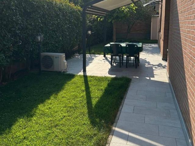 Villa Schiera in vendita a Buco del Signore, Re