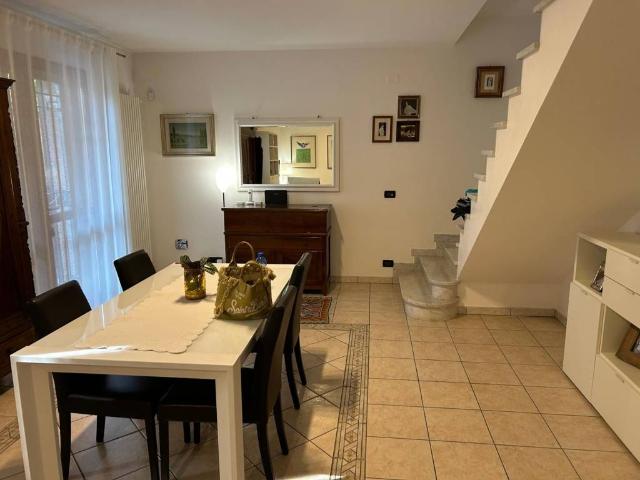 Villa Schiera in vendita a Buco del Signore, Re
