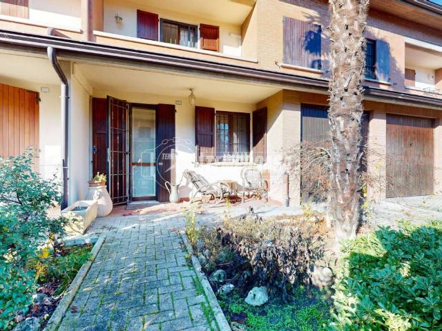 Villa Schiera in vendita a Bagno, Re
