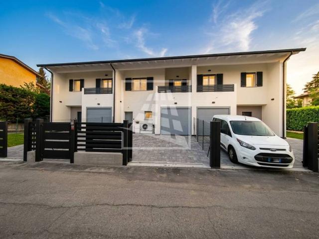 Villa Schiera in vendita a Canali, Re
