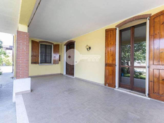 Villa Schiera in vendita a Remedello, Lombardia
