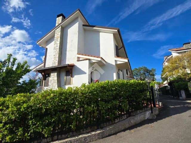 Villa Schiera in vendita a Calabria, Cosenza