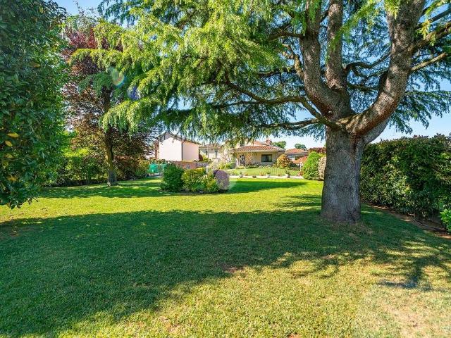 Villa Schiera in vendita a Rescaldina, Lombardia