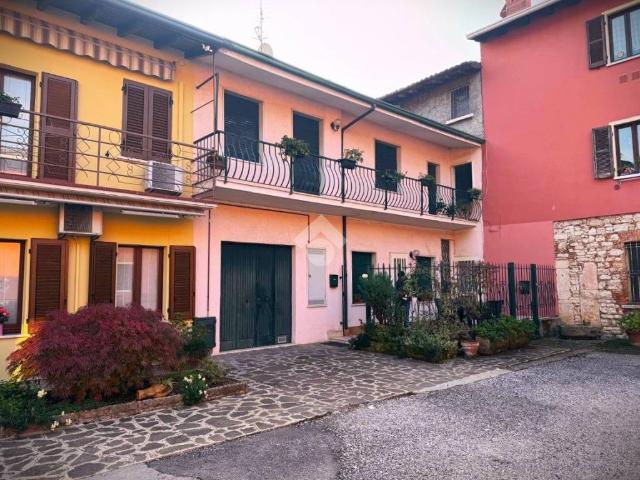 Villa Schiera in vendita a Rezzato, Lombardia