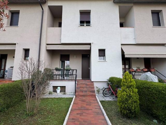 Villa Schiera in vendita a Cascina Malora, Rezzato