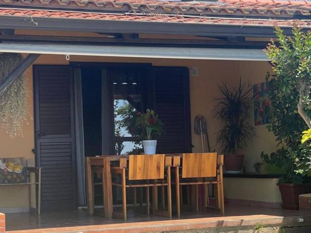 Villa Schiera in vendita a Calabria, Vibo Valentia