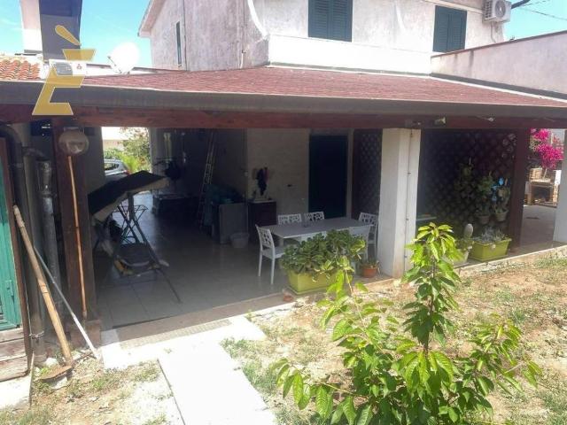 Villa Schiera in vendita a Calabria, Vibo Valentia