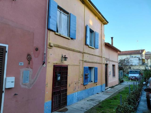 Villa Schiera in vendita a Riccione, Reggio Emilia